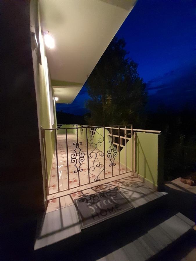 Cortina House Berat Kuçovë Exterior foto