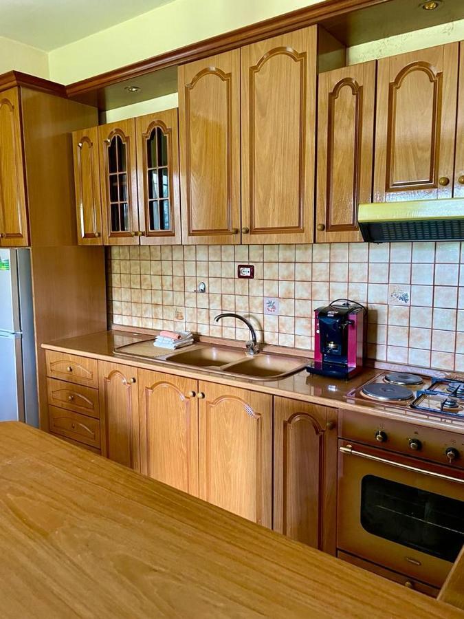 Cortina House Berat Kuçovë Exterior foto